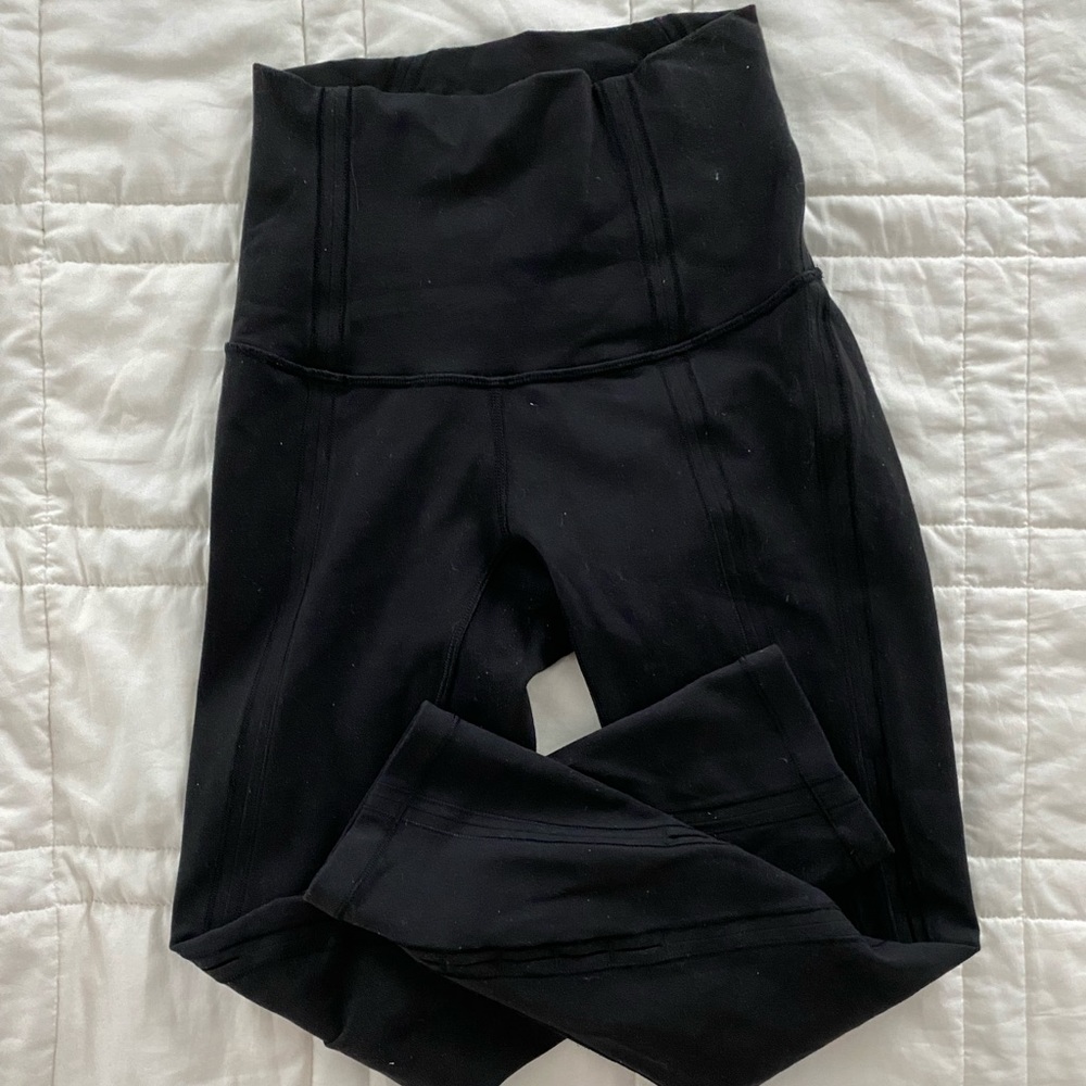 Lululemon black compression leggings